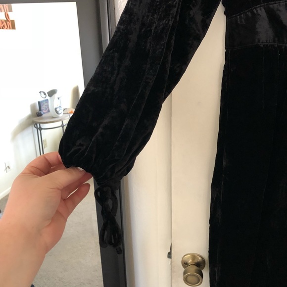 Free People | Velvet Jumpsuit - Picture 4 of 8